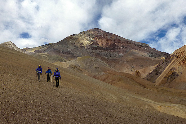 Lee más sobre el artículo Cerro Las Tórtolas 6160 msnm.